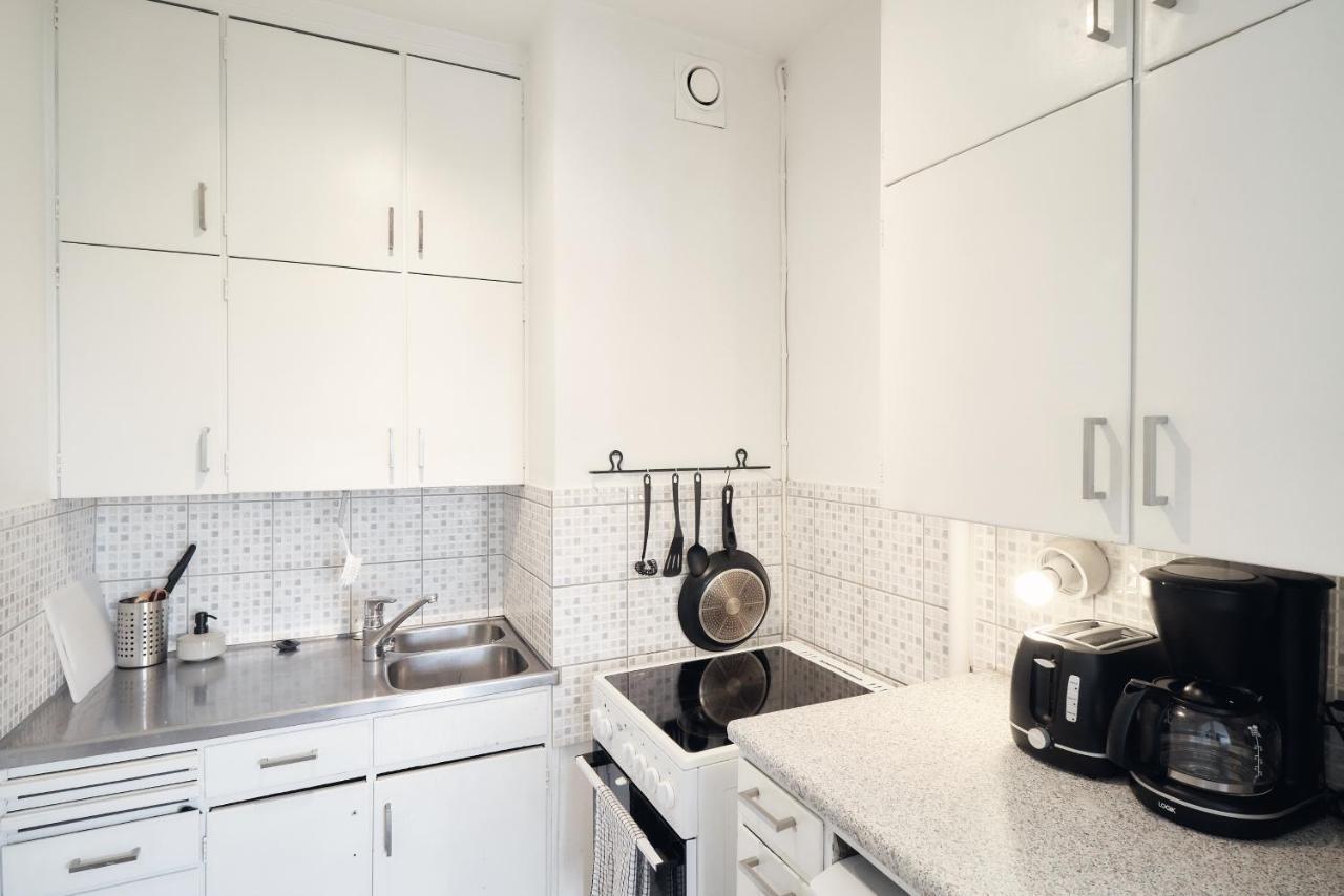 Norden Homes Turku 2-Bedroom Nordic Apartment Buitenkant foto