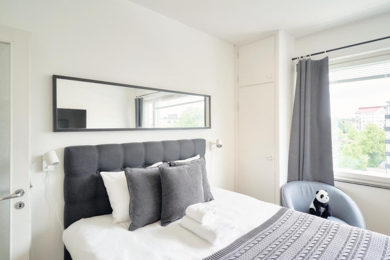 Norden Homes Turku 2-Bedroom Nordic Apartment Buitenkant foto