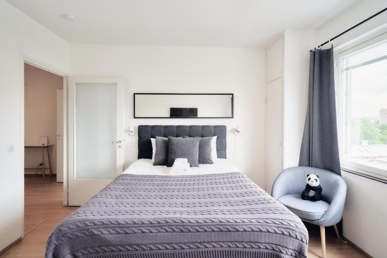 Norden Homes Turku 2-Bedroom Nordic Apartment Buitenkant foto