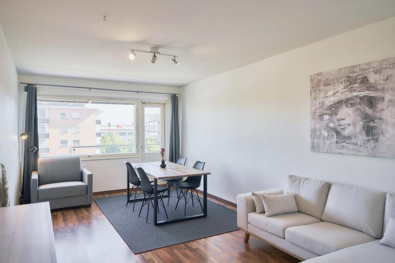 Norden Homes Turku 2-Bedroom Nordic Apartment Buitenkant foto